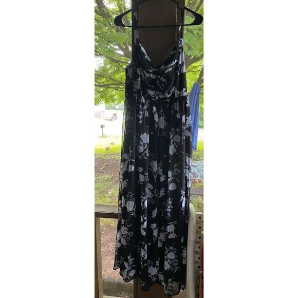 Torrid Black & Blue Floral Maxi Chiffon Pleated Dress Sz 00 M/L 10 - Picture 9 of 10